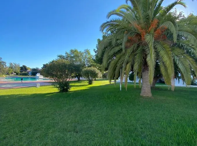 Apartment The Strip Oura