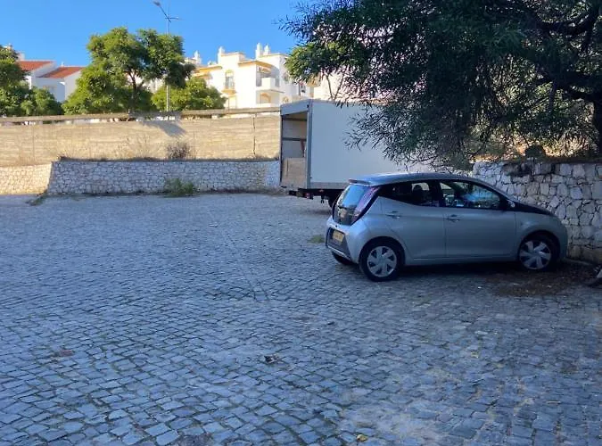 The Strip Oura * Albufeira