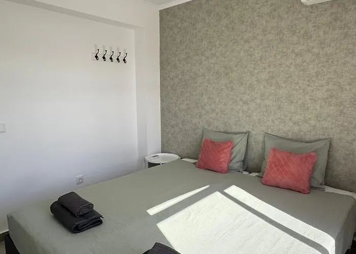 The Strip Oura Apartment