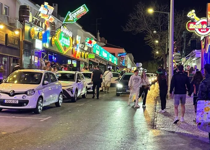 Apartment The Strip Oura *