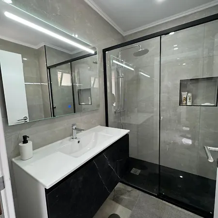 Appartement The Strip Oura *